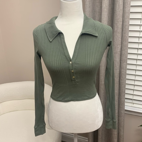 Aerie top - Picture 1 of 7